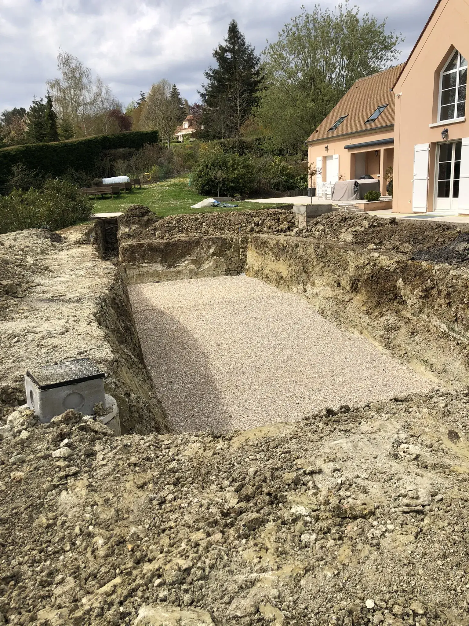 Terrassement piscine · Fouille avec fond gravier · Île-de-France
